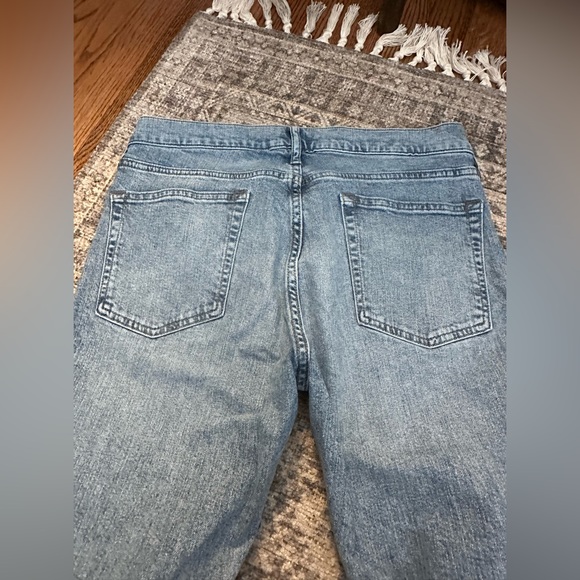 484 Slim-fit stretch jean in seven-year wash - Picture 5 of 8